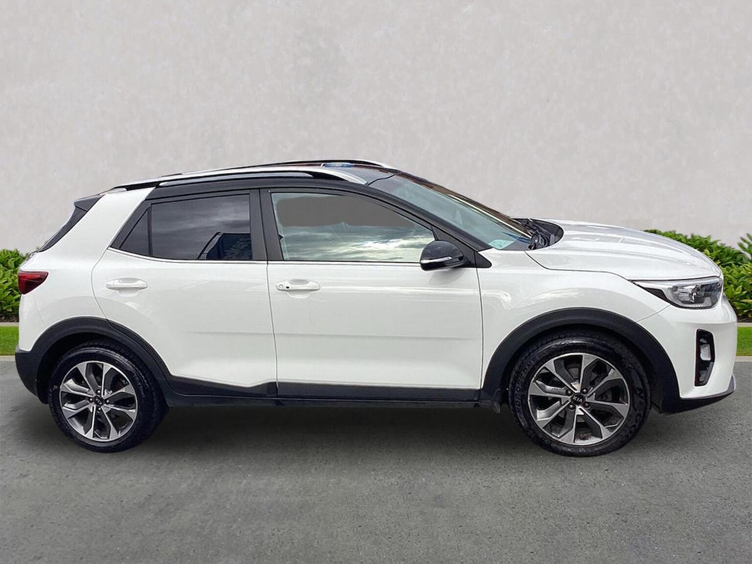 Used Kia Stonic 2018 for sale - 76114350: Photo 3