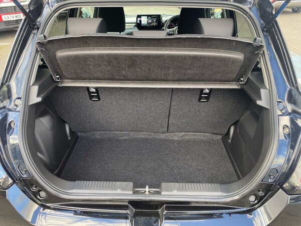 Used Suzuki Swift 2024 for sale - 76037209: Photo 17