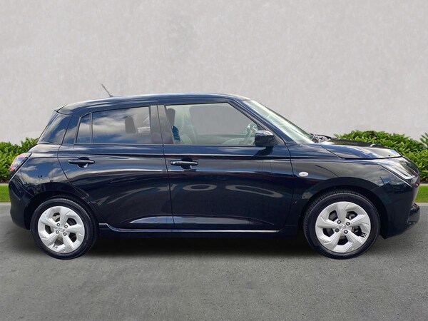 Used Suzuki Swift 2024 for sale - 76037209: Photo 3
