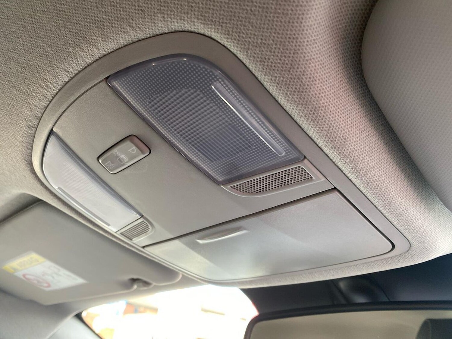 Used Kia Stonic 2024 for sale - 77759329: Photo 14