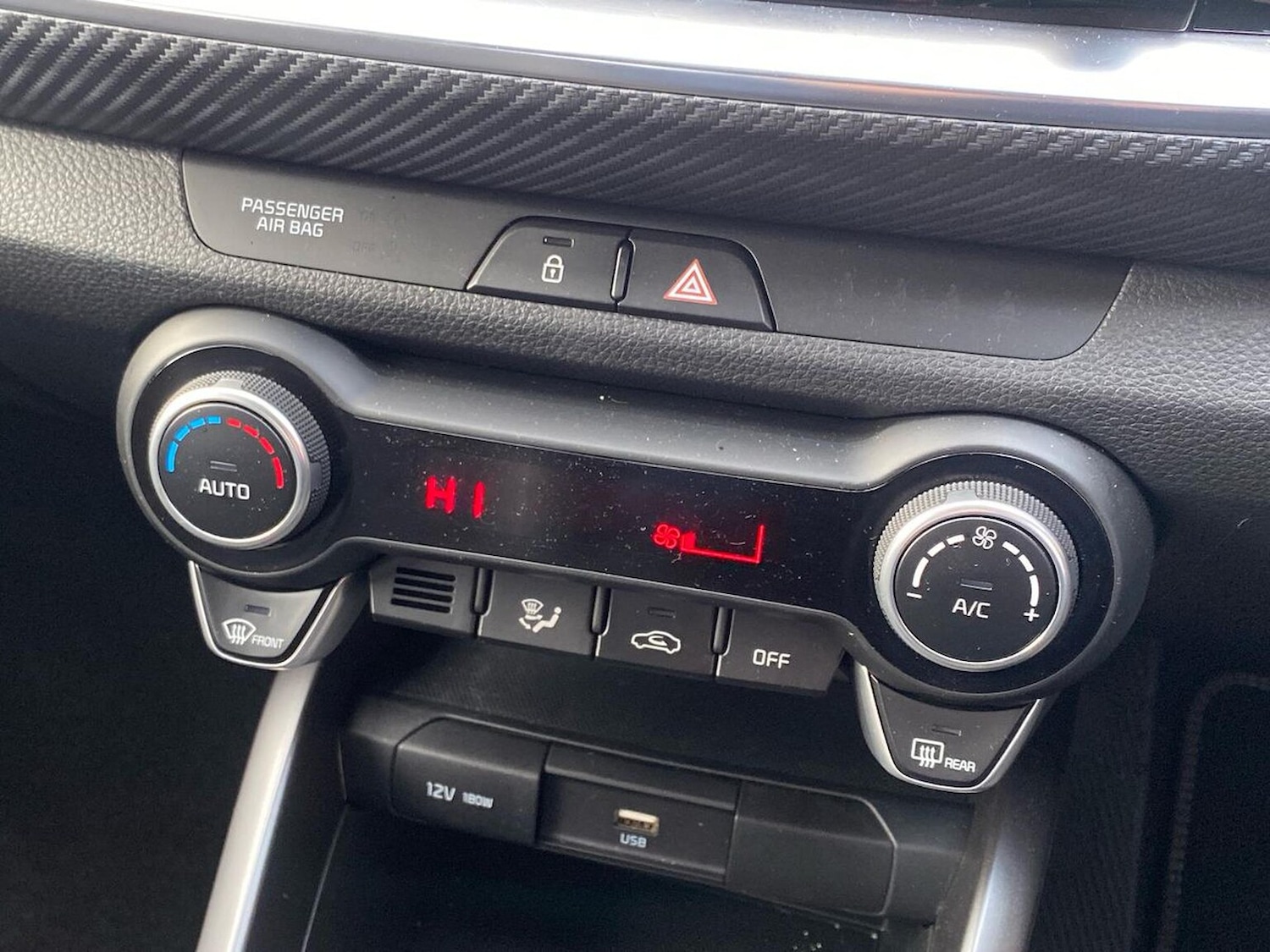 Used Kia Stonic 2025 for sale - 77001863: Photo 12