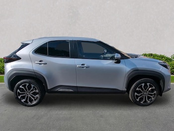 Used Toyota Yaris Cross 2022 for sale - 75999729: Photo