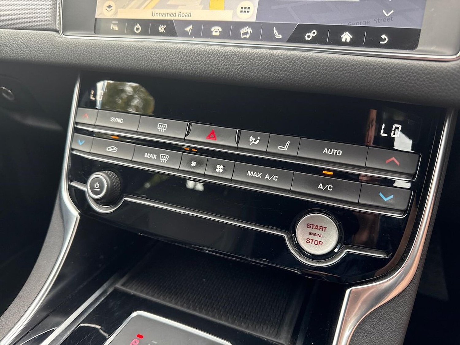 Used Jaguar XF 2019 for sale - 76091082: Photo 12