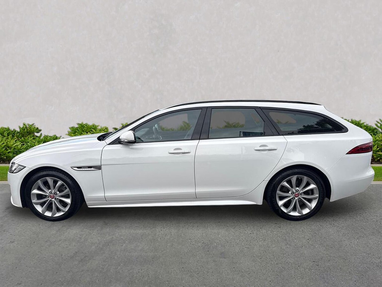 Used Jaguar XF 2019 for sale - 76091082: Photo 19