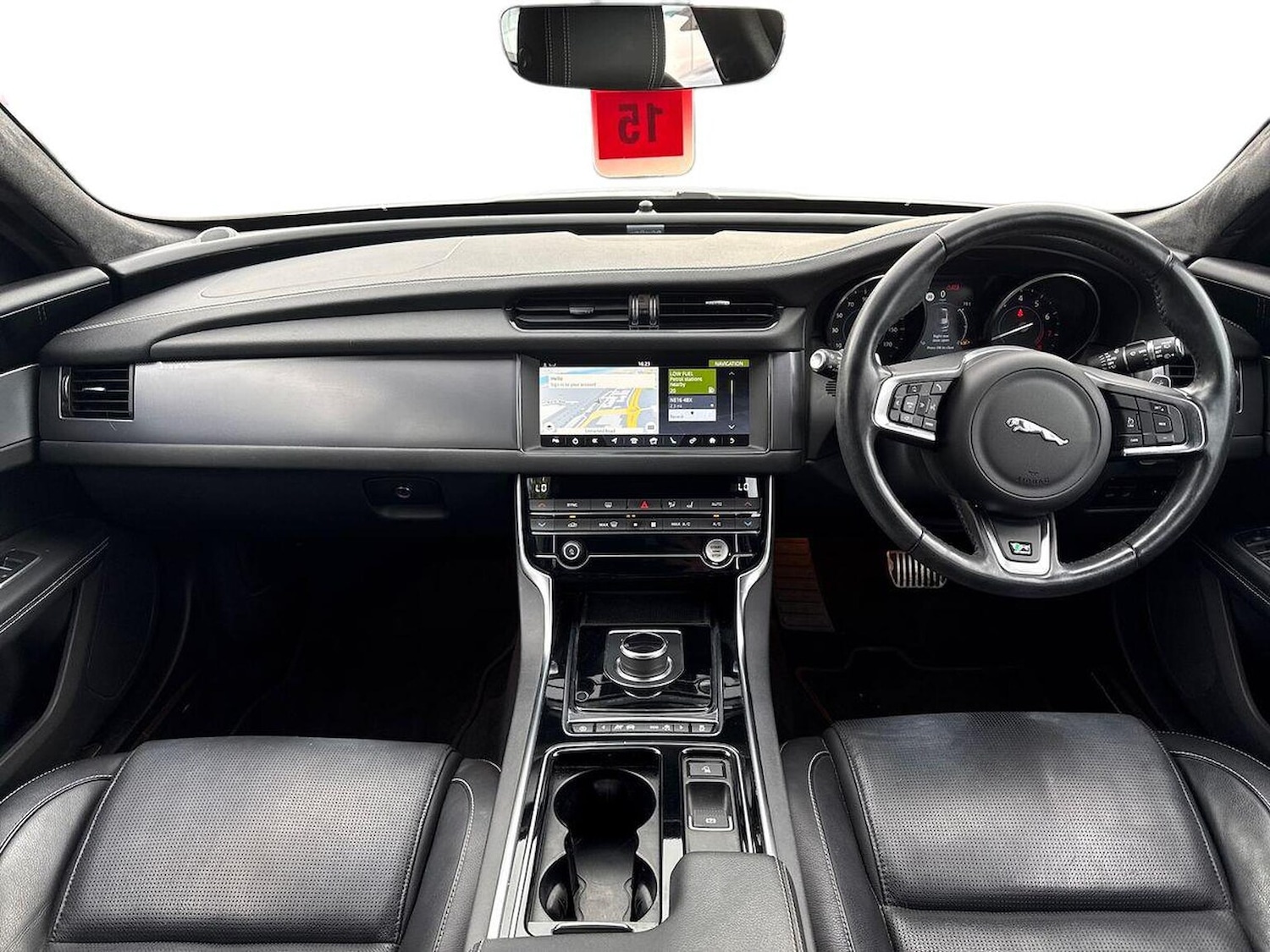 Used Jaguar XF 2019 for sale - 76091082: Photo 8