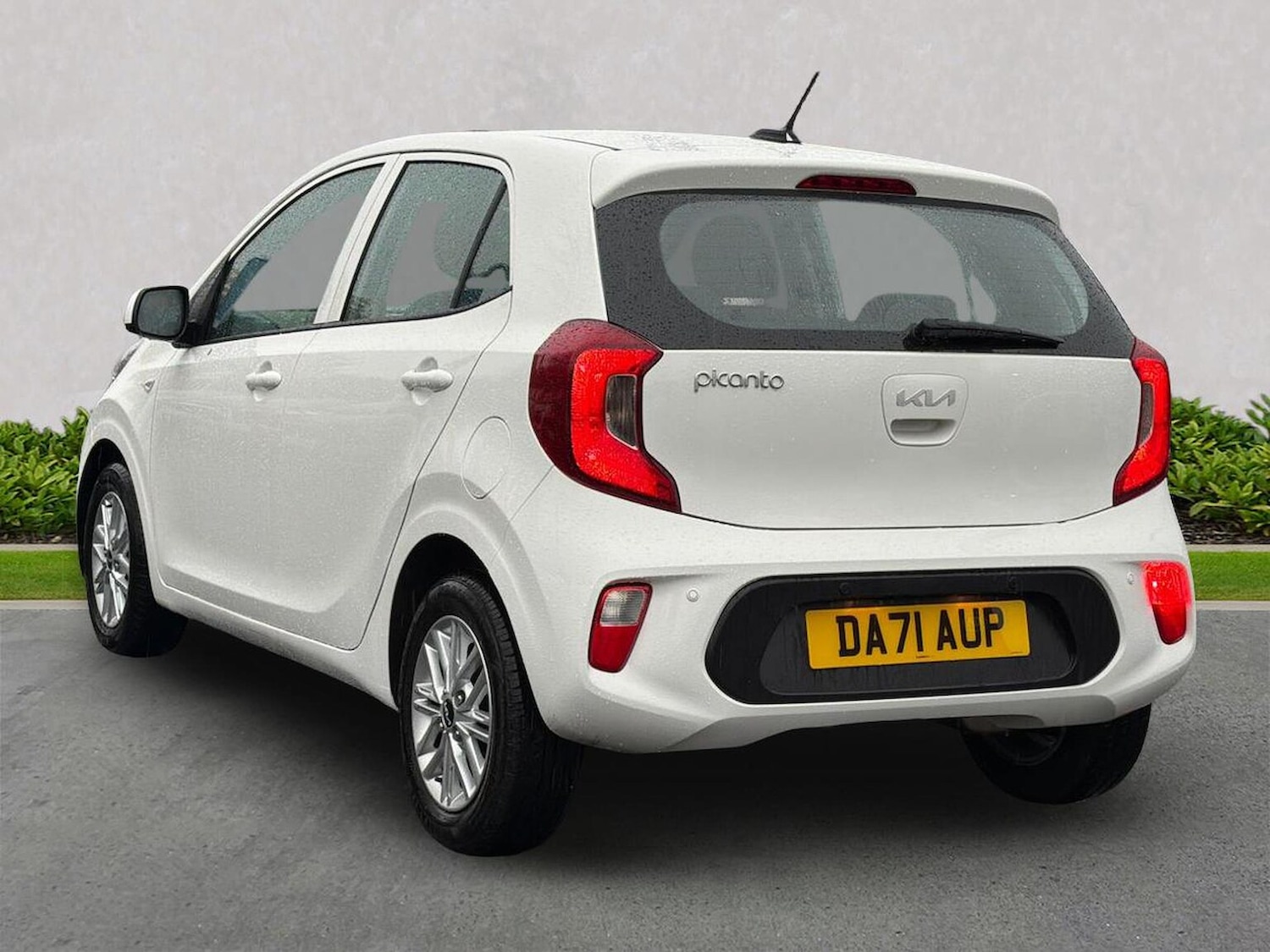 Used Kia Picanto 2022 for sale - 76681749: Photo 2
