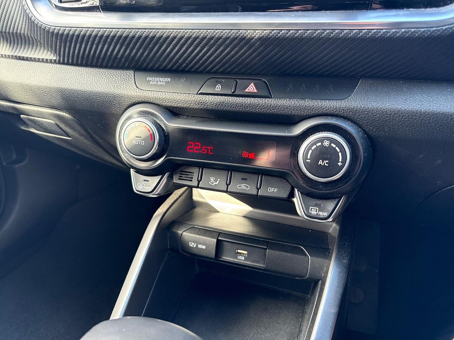 Used Kia Stonic 2022 for sale - 76207487: Photo 12