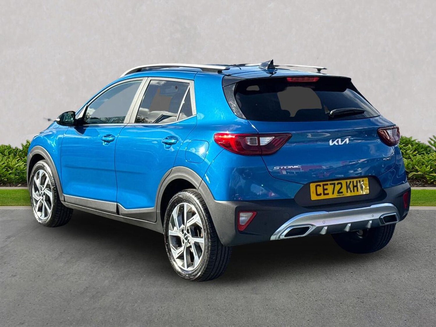 Used Kia Stonic 2022 for sale - 76207487: Photo 2