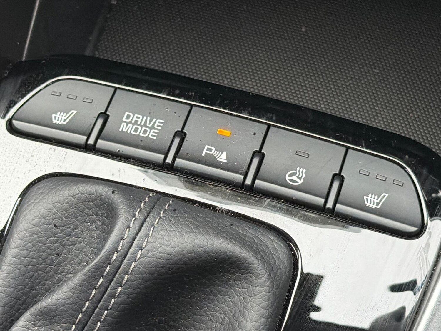 Used Kia Stonic 2024 for sale - 76845261: Photo 22