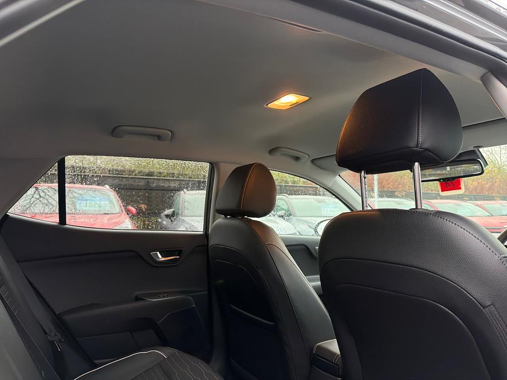 Used Kia Stonic 2024 for sale - 76845261: Photo 30