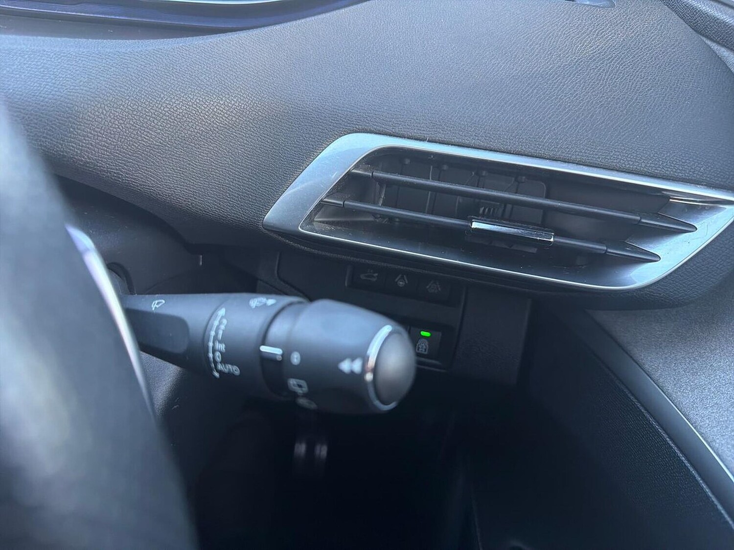 Used Peugeot 3008 2022 for sale - 77492336: Photo 28