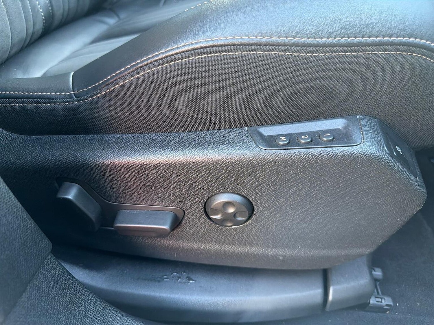 Used Peugeot 3008 2022 for sale - 77492336: Photo 29