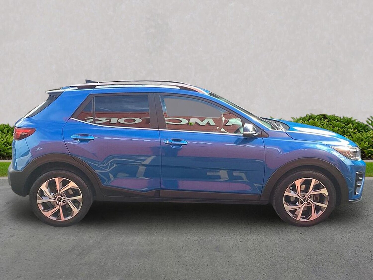 Used Kia Stonic 2024 for sale - 76187079: Photo 3