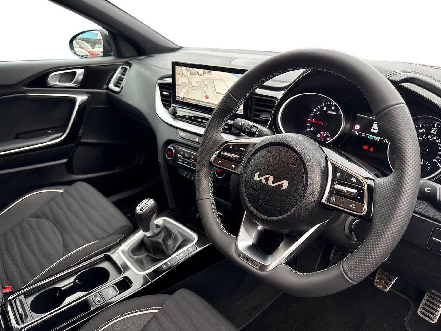 Used Kia XCeed 2025 for sale - 77085515: Photo 15