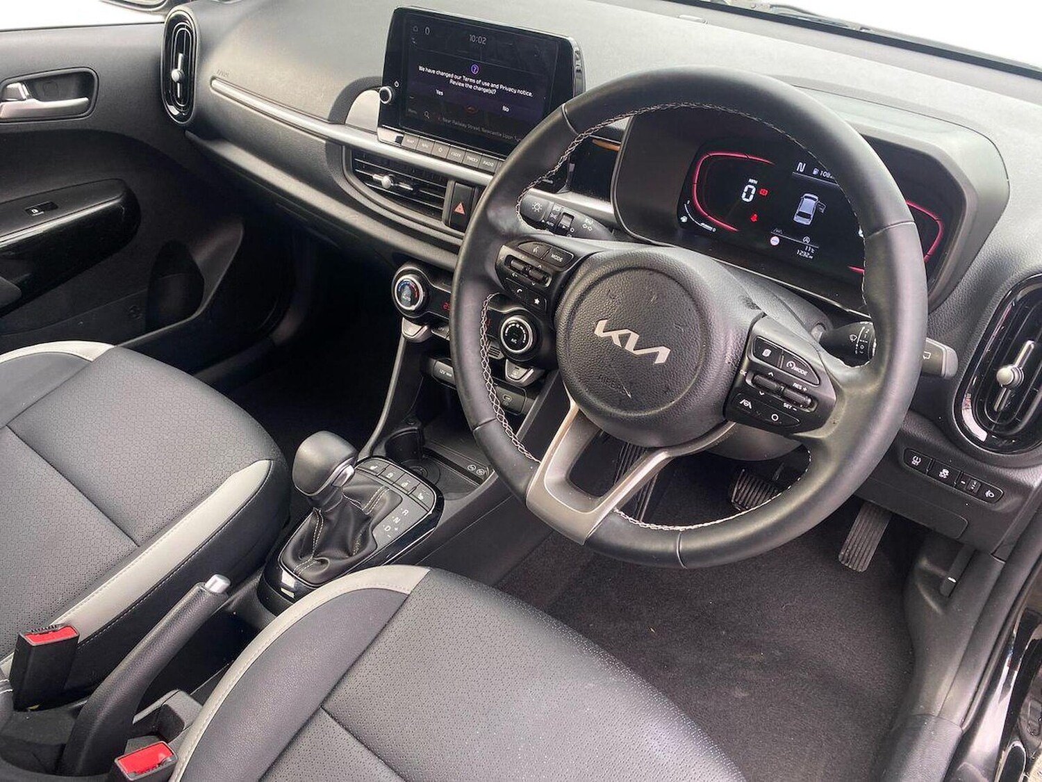 Used Kia Picanto 2024 for sale - 76243185: Photo 15