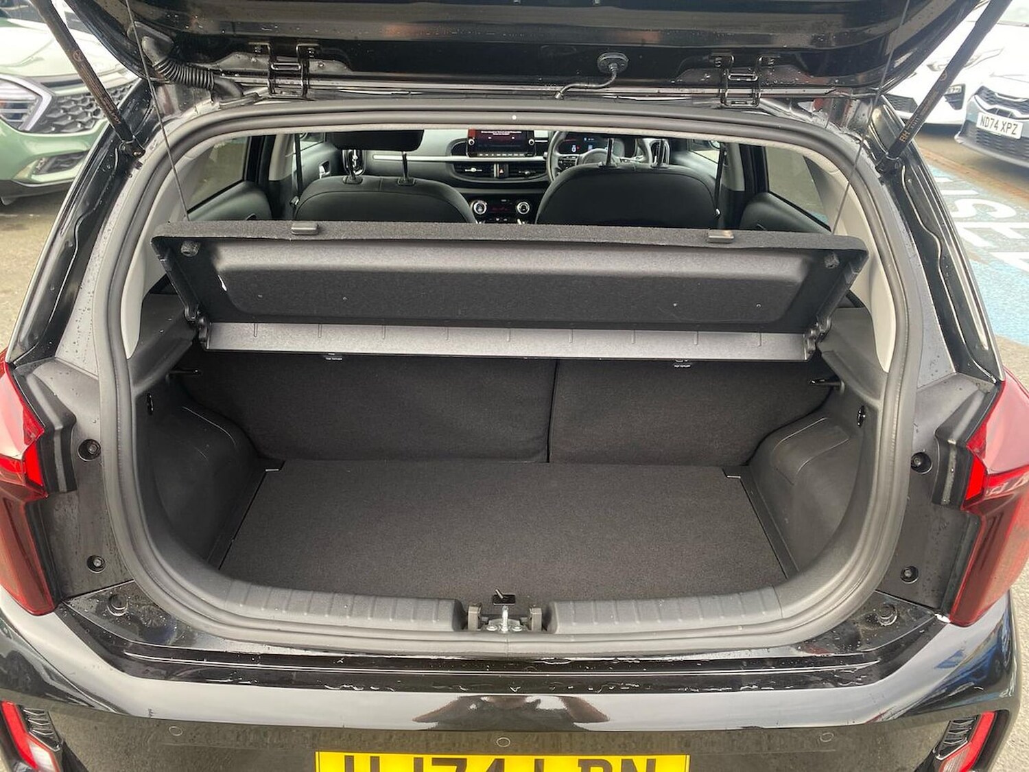 Used Kia Picanto 2024 for sale - 76243185: Photo 17