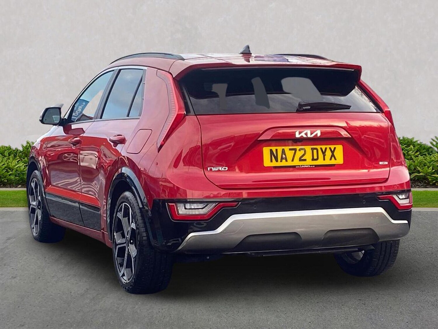 Used Kia Niro 2023 for sale - 76837133: Photo 2