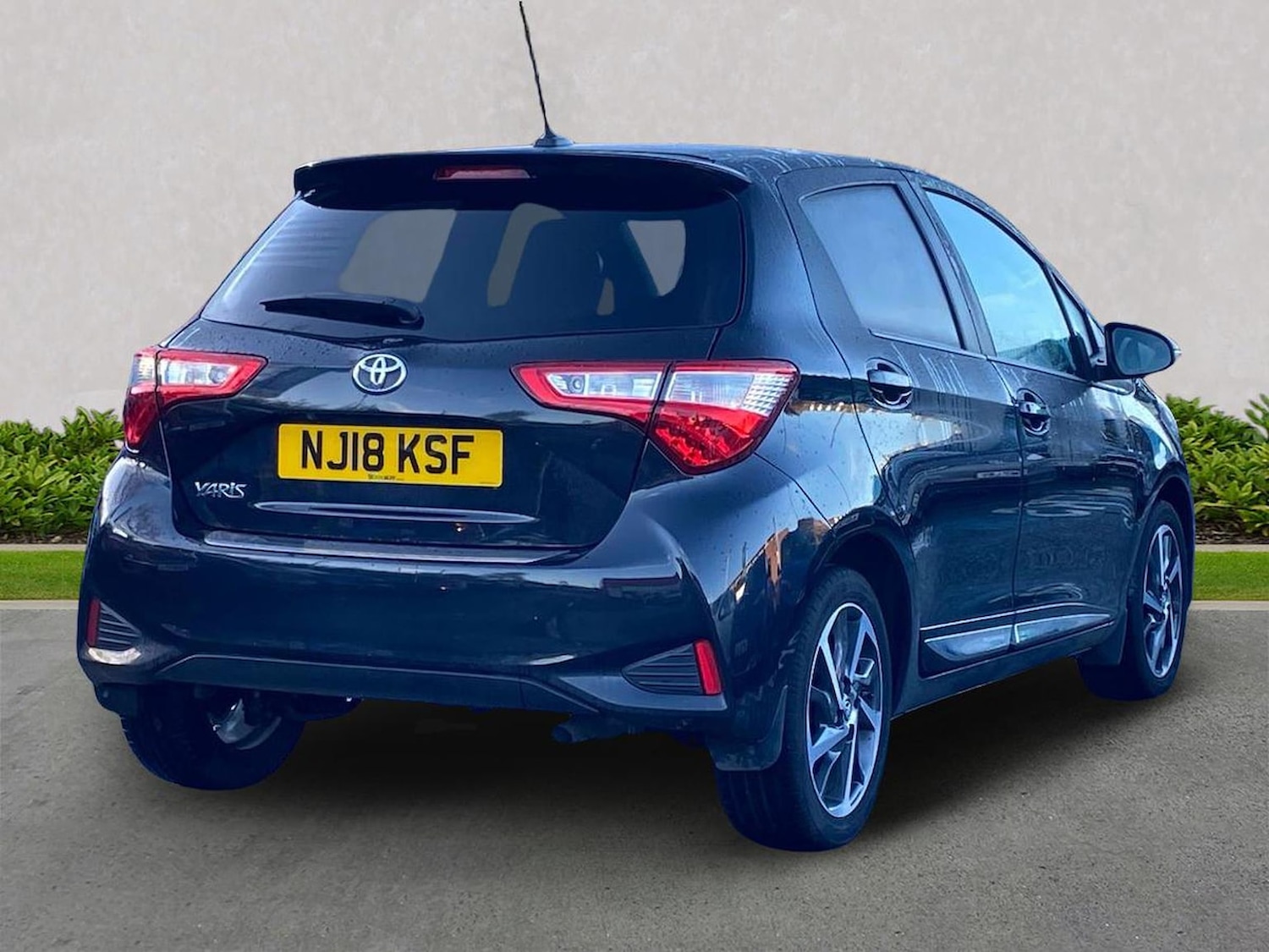 Used Toyota Yaris 2018 for sale - 76777313: Photo 18