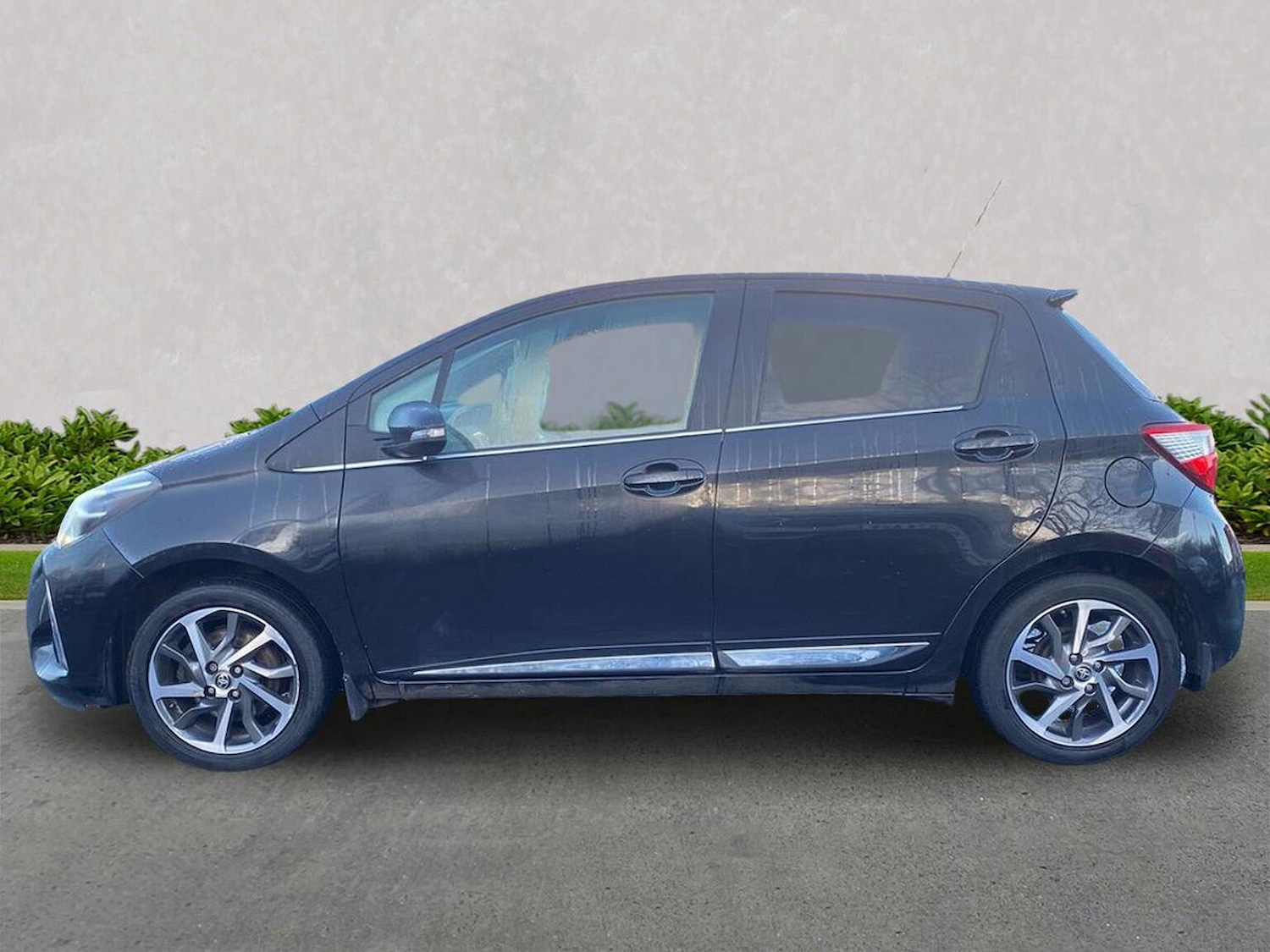 Used Toyota Yaris 2018 for sale - 76777313: Photo 19
