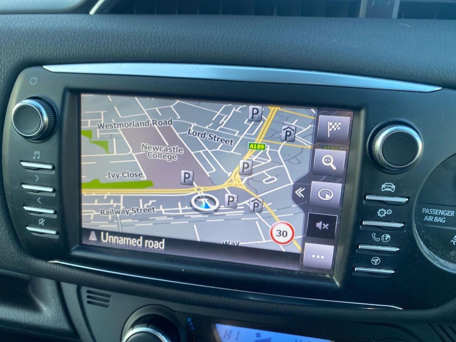 Used Toyota Yaris 2018 for sale - 76777313: Photo 24