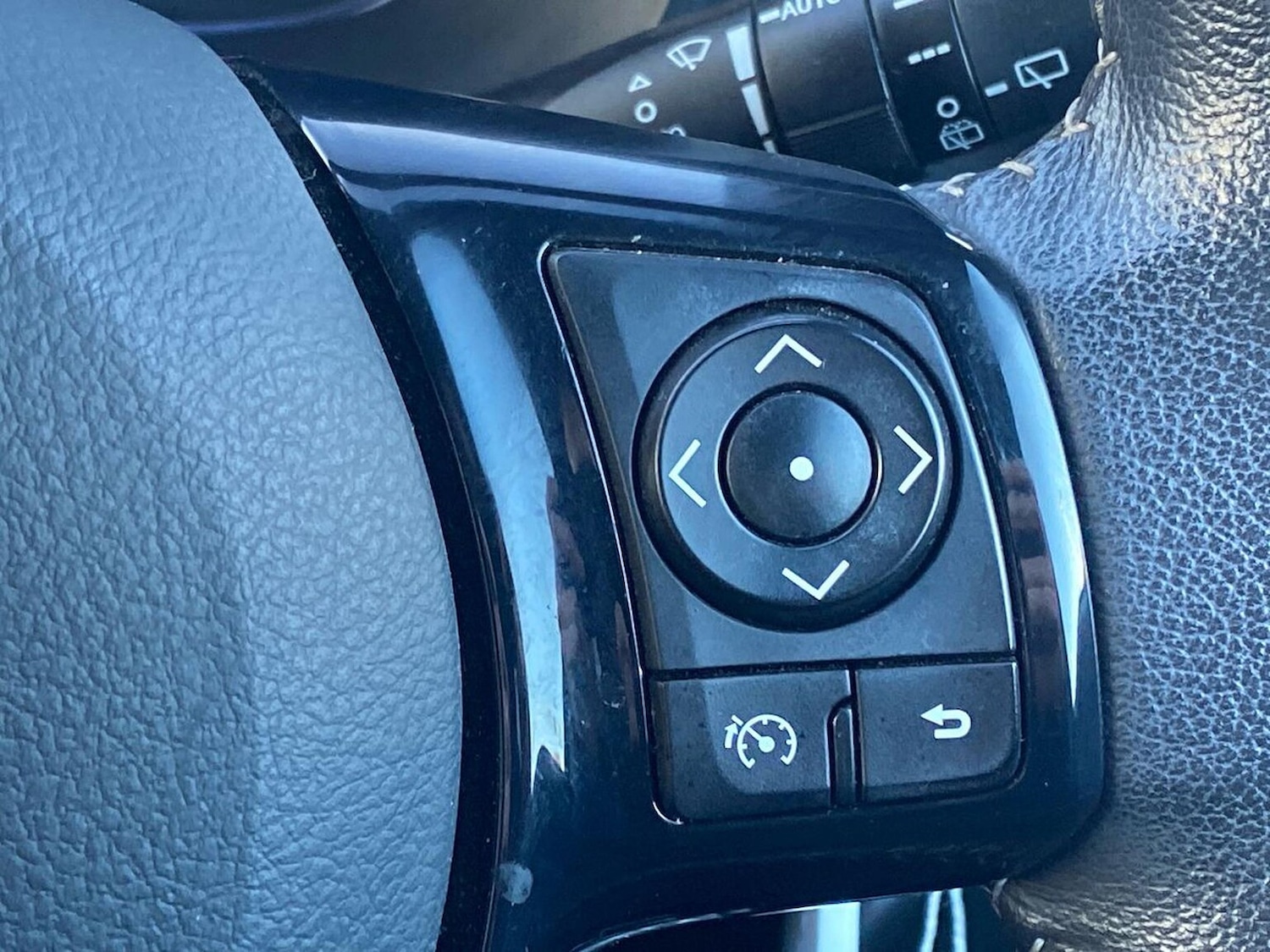 Used Toyota Yaris 2018 for sale - 76777313: Photo 26