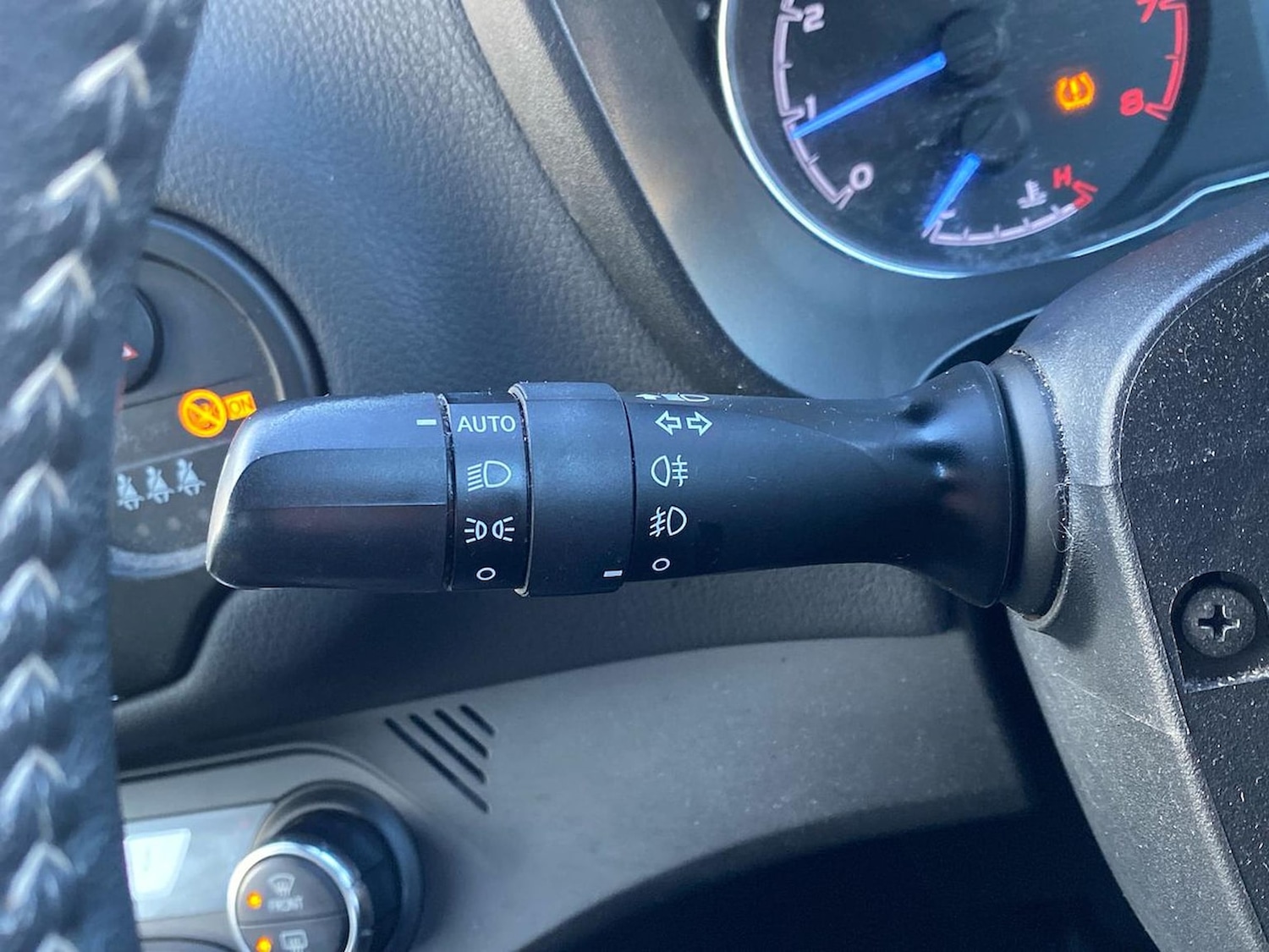 Used Toyota Yaris 2018 for sale - 76777313: Photo 28