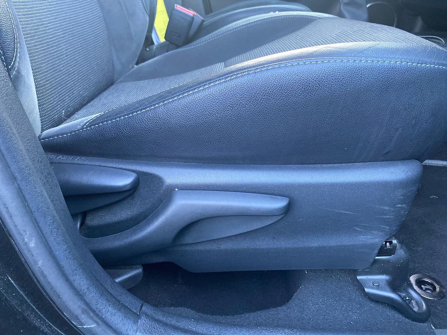 Used Toyota Yaris 2018 for sale - 76777313: Photo 30