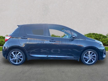 Used Toyota Yaris 2018 for sale - 76777313: Photo