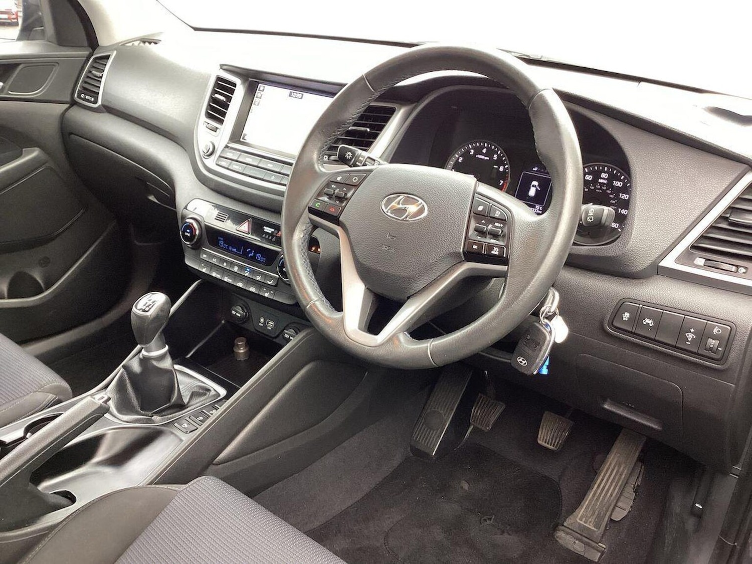 Used Hyundai TUCSON 2018 for sale - 76346960: Photo 15