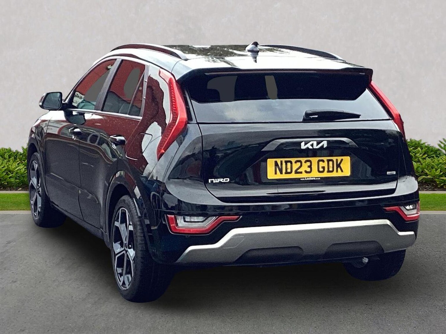 Used Kia Niro 2023 for sale - 76374982: Photo 2