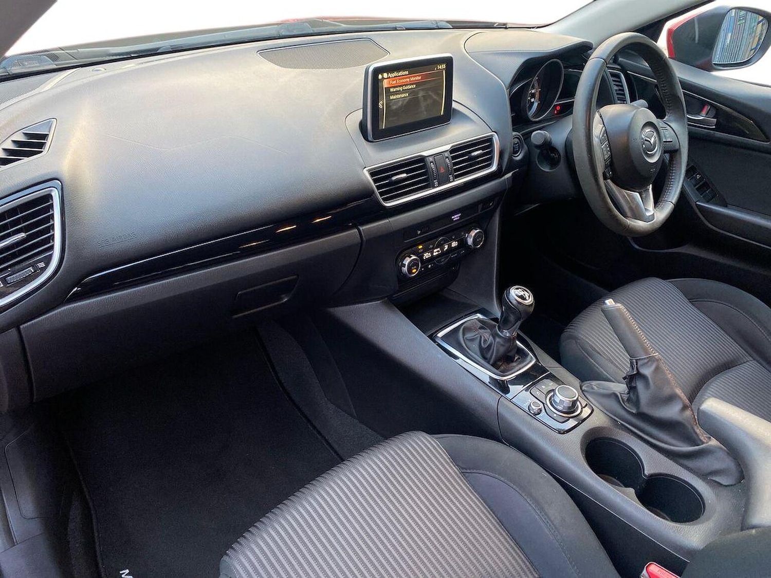 Used Mazda Mazda3 2016 for sale - 77073254: Photo 9