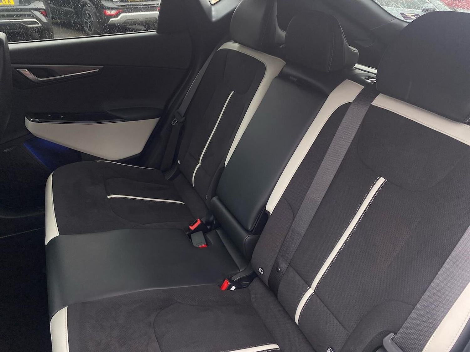 Used Kia EV6 2024 for sale - 77077342: Photo 16