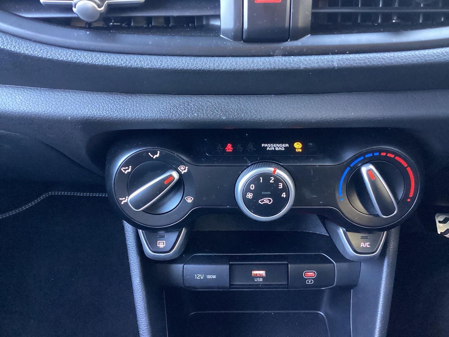 Used Kia Picanto 2024 for sale - 76346959: Photo 12