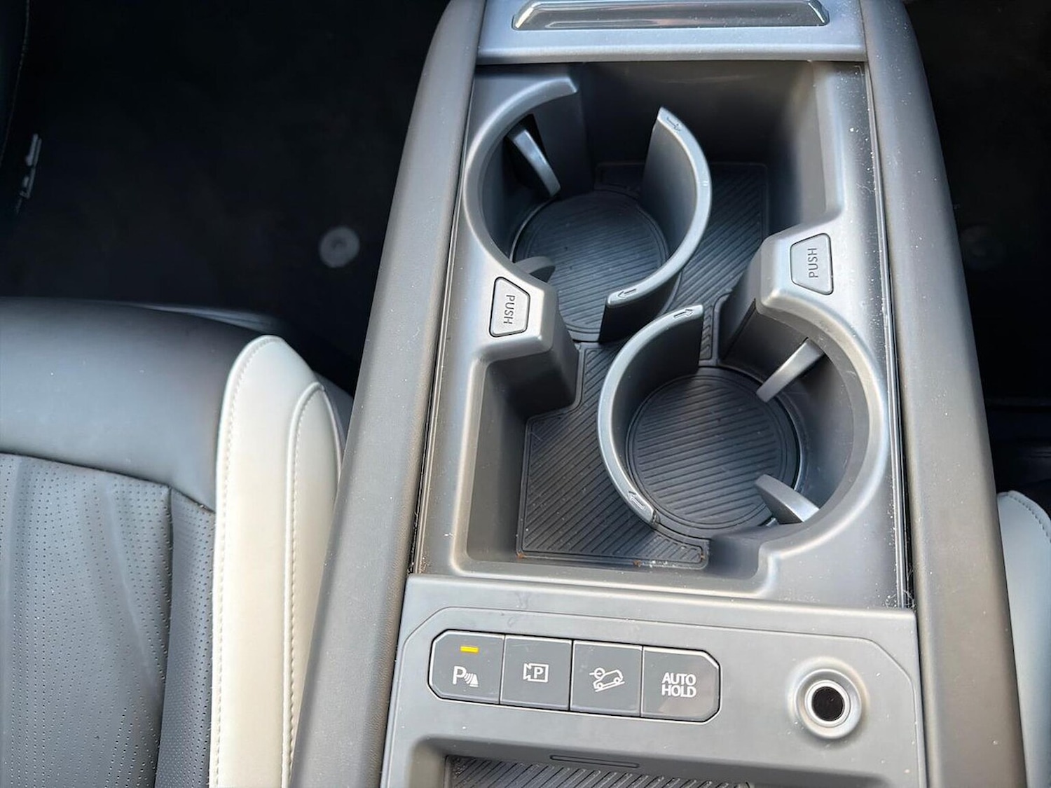 Used Kia EV9 2025 for sale - 77001859: Photo 13