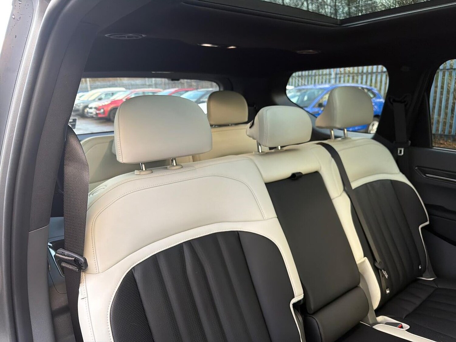 Used Kia EV9 2025 for sale - 77001859: Photo 16