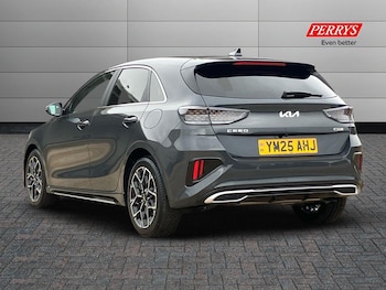Used Kia Ceed 2025 for sale - 75787305: Photo
