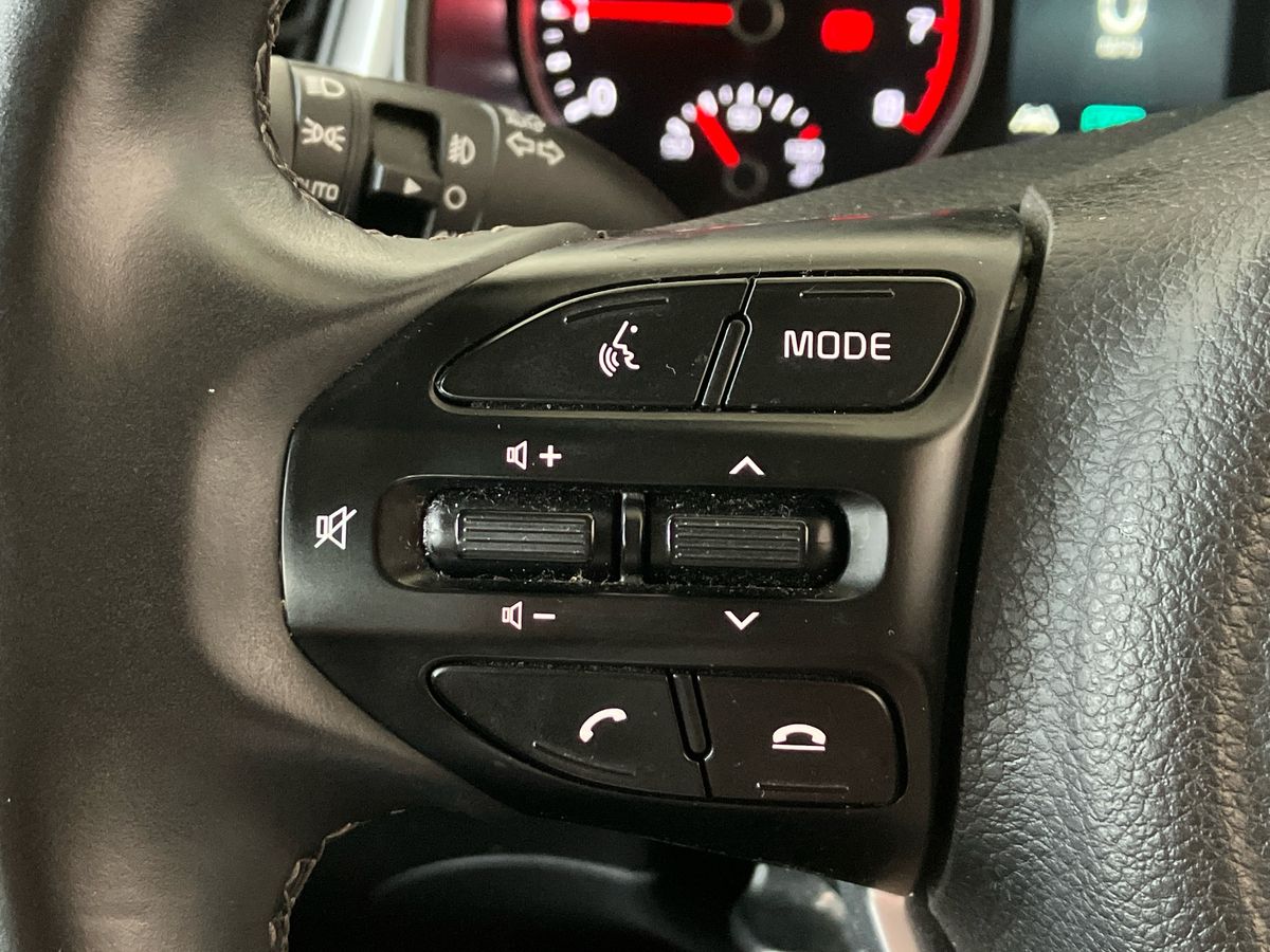 Used Kia Stonic 2022 for sale - 76957907: Photo 16