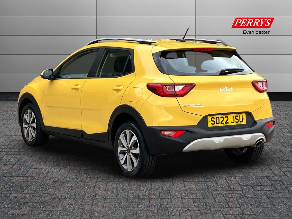 Used Kia Stonic 2022 for sale - 76957907: Photo 2