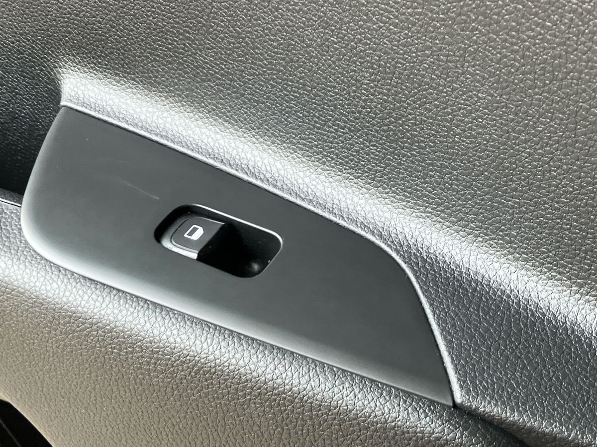 Used Kia Stonic 2022 for sale - 76957907: Photo 43