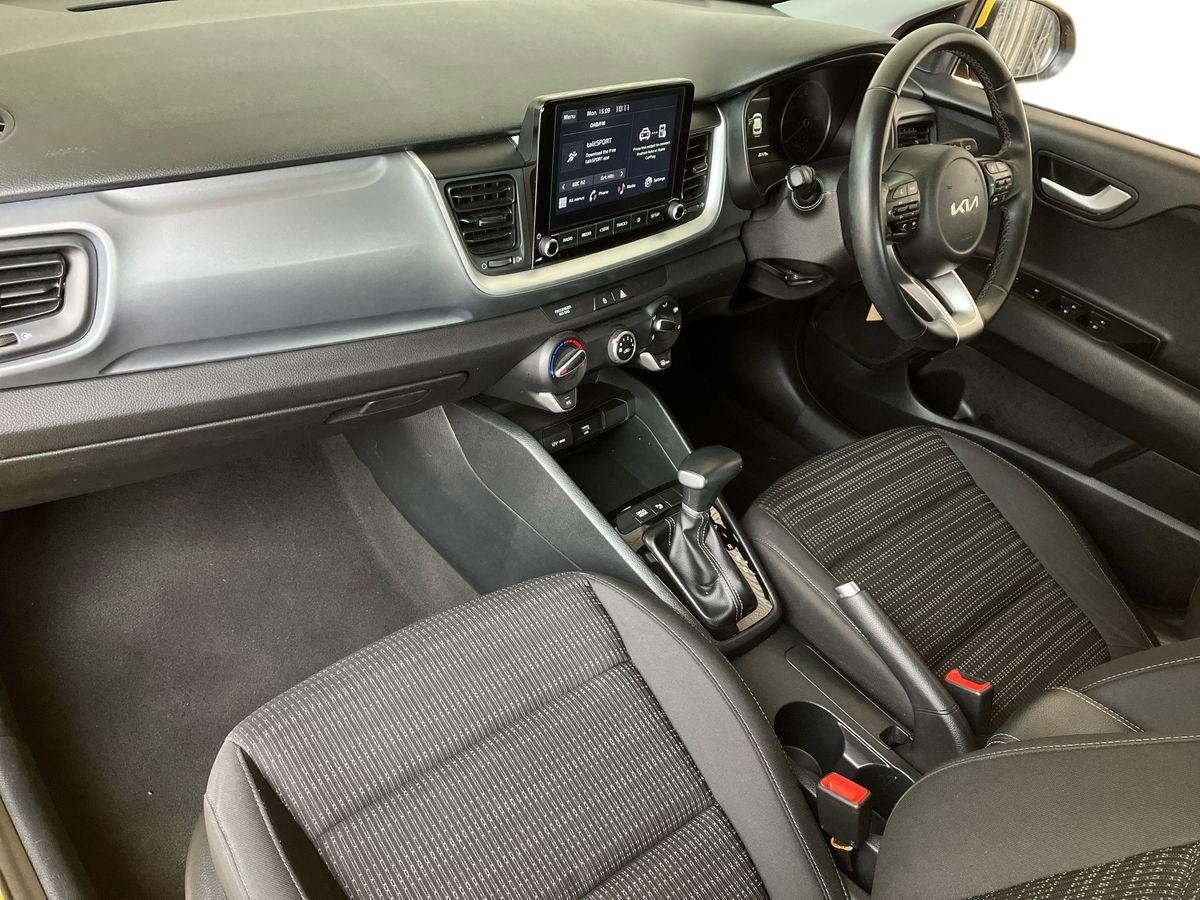 Used Kia Stonic 2022 for sale - 76957907: Photo 6