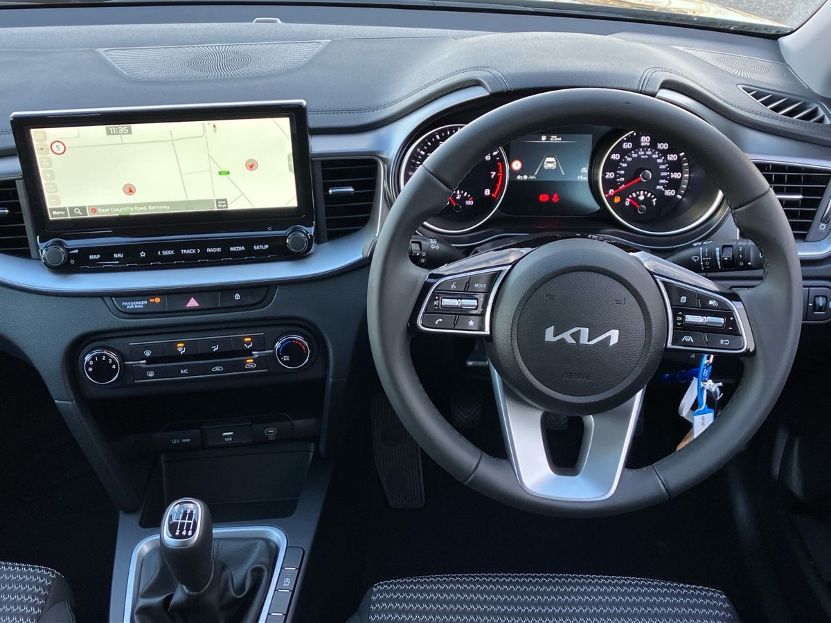 Used Kia XCeed 2025 for sale - 76845492: Photo 15