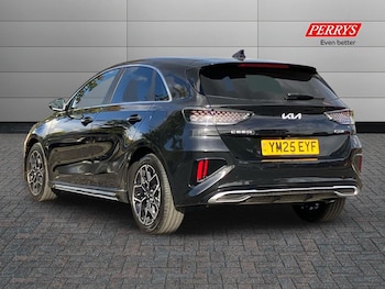 Used Kia Ceed 2025 for sale - 75711190: Photo