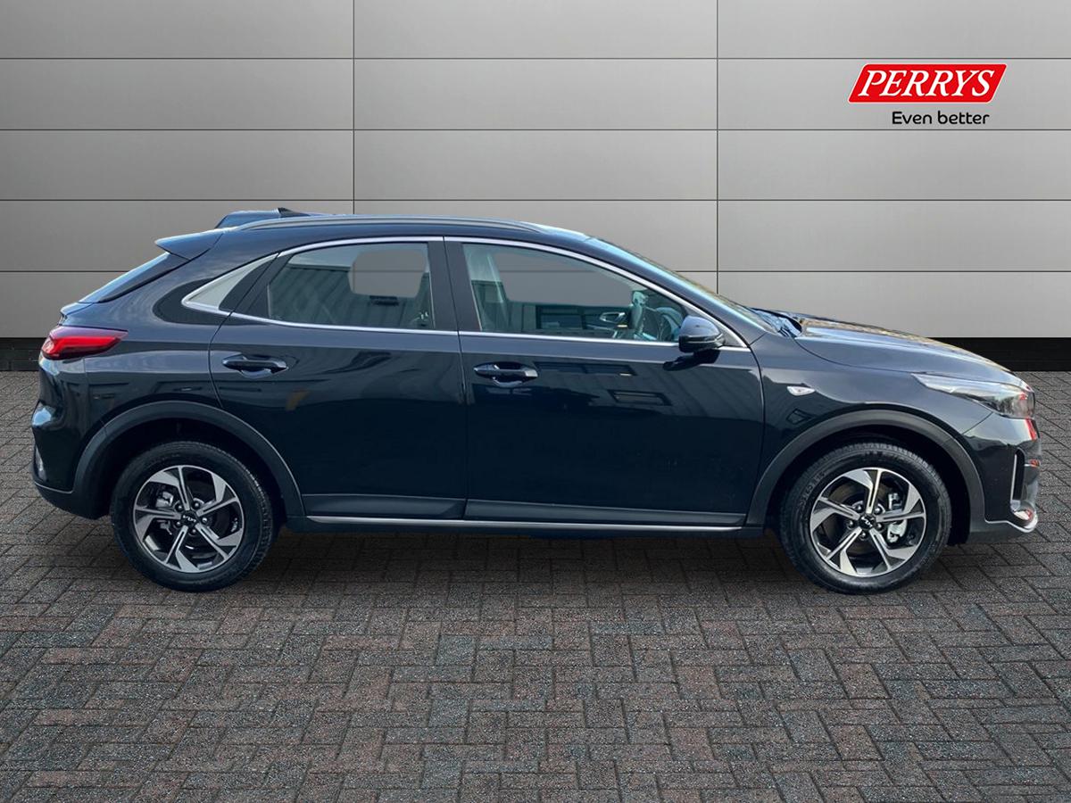 Used Kia XCeed 2025 for sale - 76845493: Photo 3