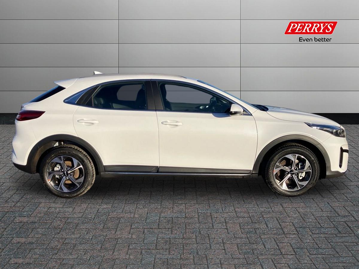 Used Kia XCeed 2025 for sale - 76980119: Photo 3