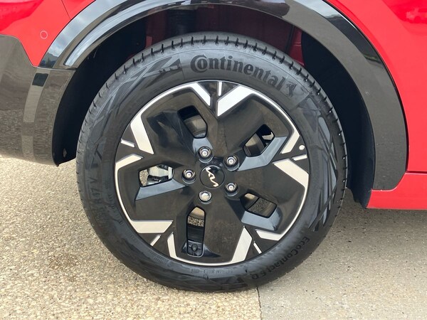 Used Kia Niro 2025 for sale - 76192321: Photo 8