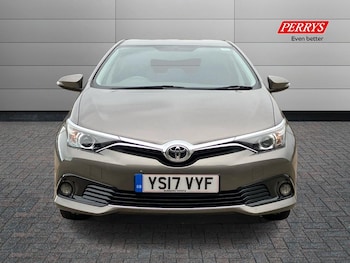 Used Toyota Auris 2017 for sale - 76491226: Photo