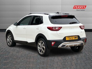 Used Kia Stonic 2023 for sale - 76243779: Photo