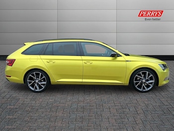 Used Skoda Superb 2019 for sale - 77033850: Photo