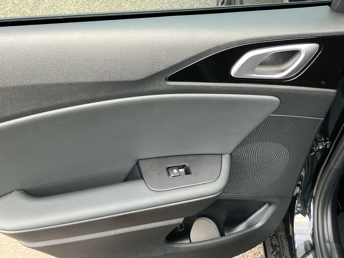 Used Kia XCeed 2025 for sale - 76980117: Photo 38