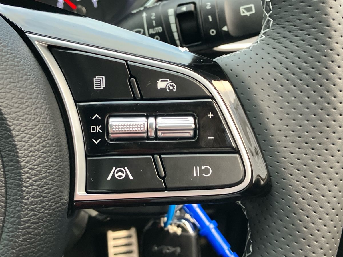 Used Kia XCeed 2025 for sale - 76980117: Photo 50